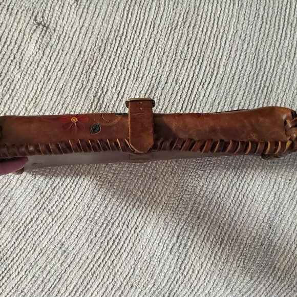 Vintage Hand Tooled Leather Clutch Handbag Floral Tooling - Picture 6 of 7